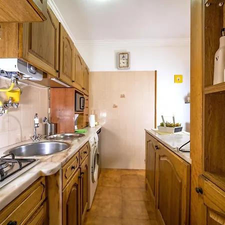 Cozy Near The In Appartement Costa da Caparica