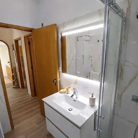 Apartment Cozy Near The In *